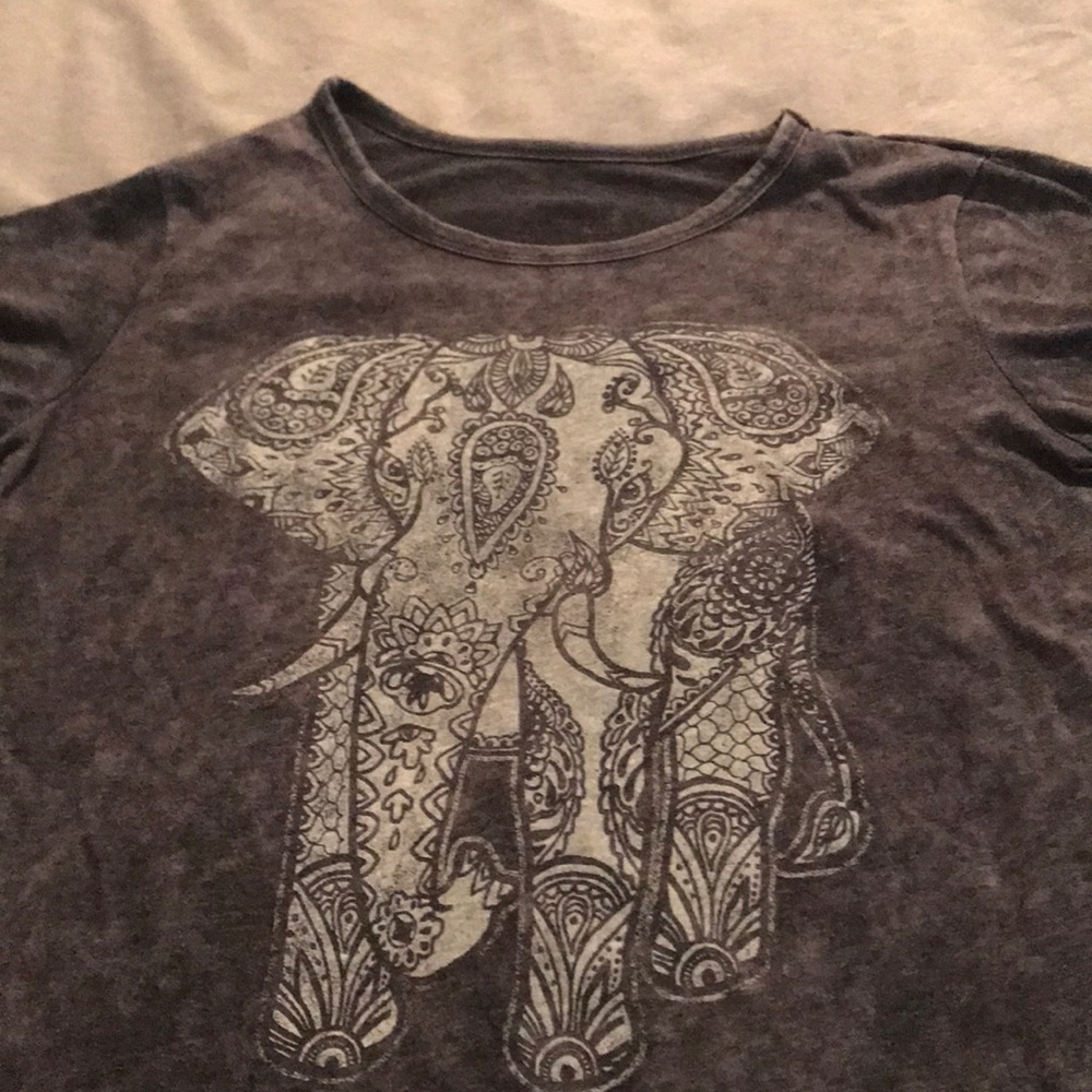 Graphic tee